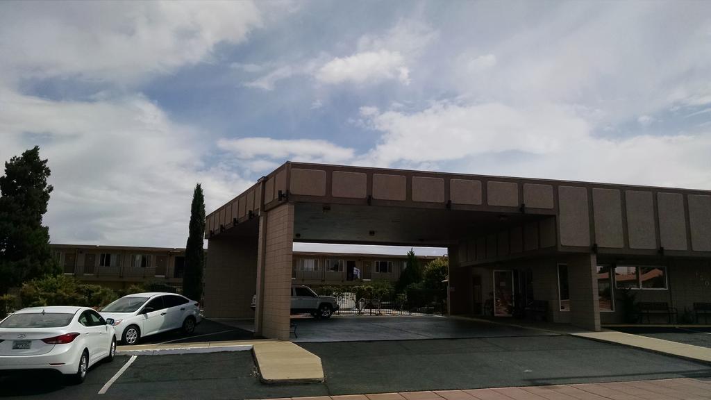 بيج Lake Powell Canyon Inn المظهر الخارجي الصورة