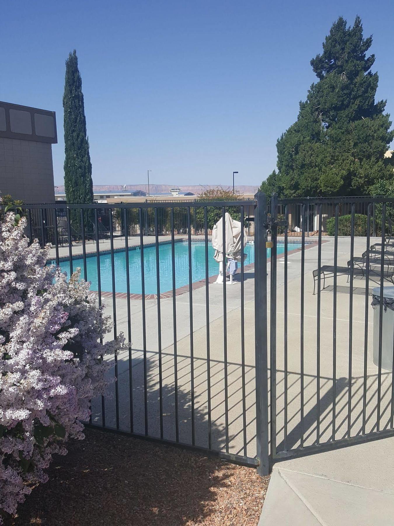 بيج Lake Powell Canyon Inn المظهر الخارجي الصورة